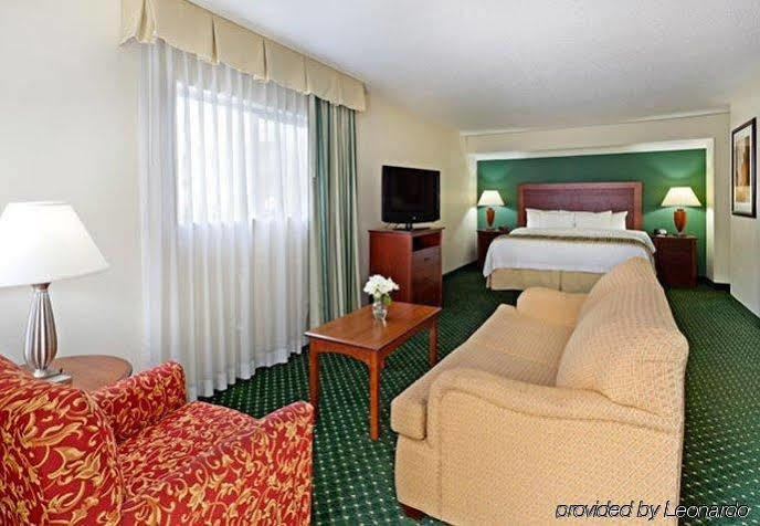 Residence Inn By Marriott ספרטנבורג מראה חיצוני תמונה